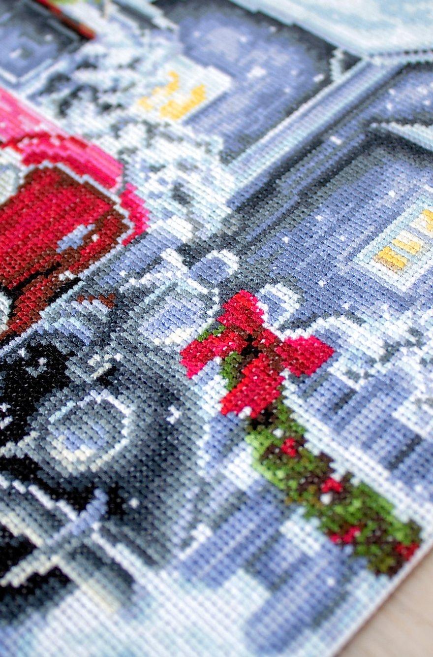 Cross Stitch Kit Luca - S - Winter Holidays, BU4010 - Luca - S Yarns