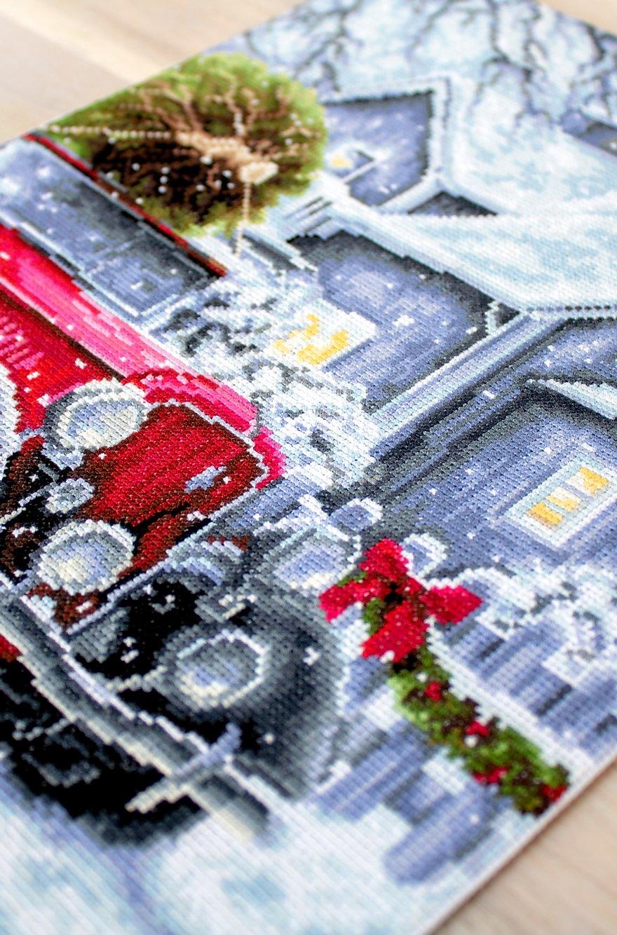 Cross Stitch Kit Luca - S - Winter Holidays, BU4010 - Luca - S Yarns