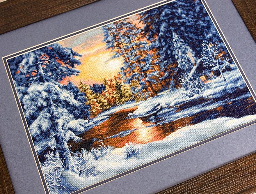 Cross Stitch Kit Luca - S - Winter Landscape, B477 - Luca - S Yarns