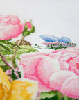 Cross Stitch Kit Luca - S - Yellow Roses and Bengal Roses, BU4003 - Luca - S Yarns