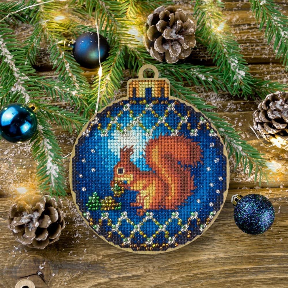 Cross Stitch Kit with Beads on Wood - Luca - S Yarns