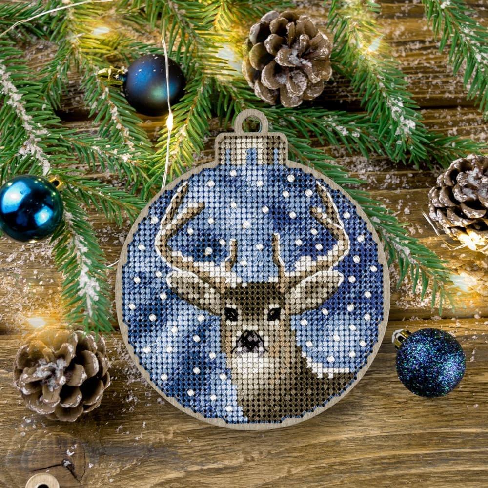 Cross Stitch Kit with Beads on Wood - Luca - S Yarns