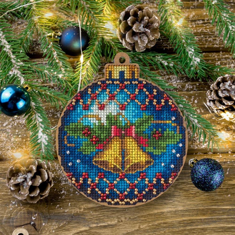 Cross Stitch Kit with Beads on Wood - Luca - S Yarns