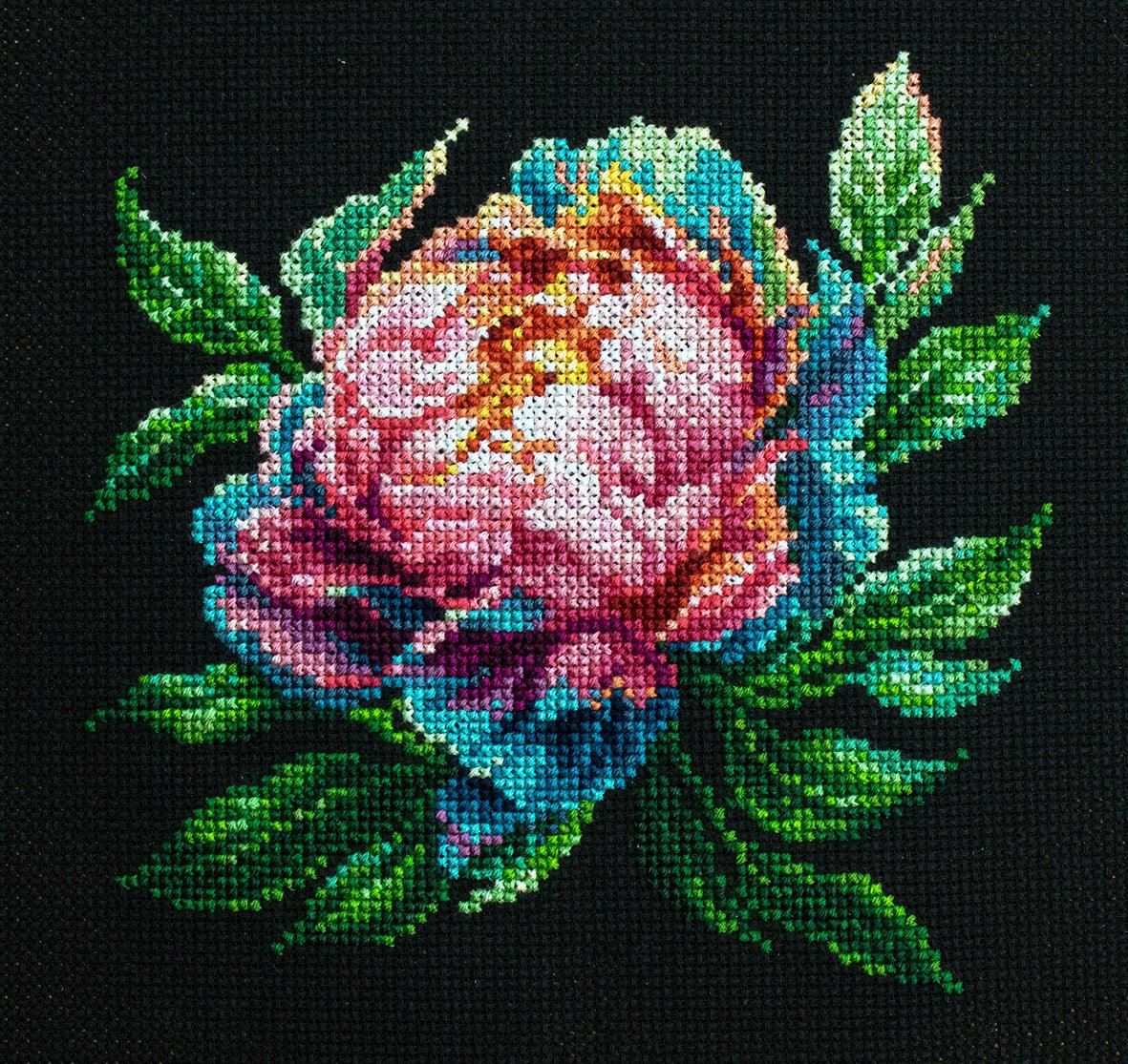 Cross Stitch Kit with Hoop Included Luca - S - BC203 ''Abalone Pearl'' Peony - Luca - S Yarns