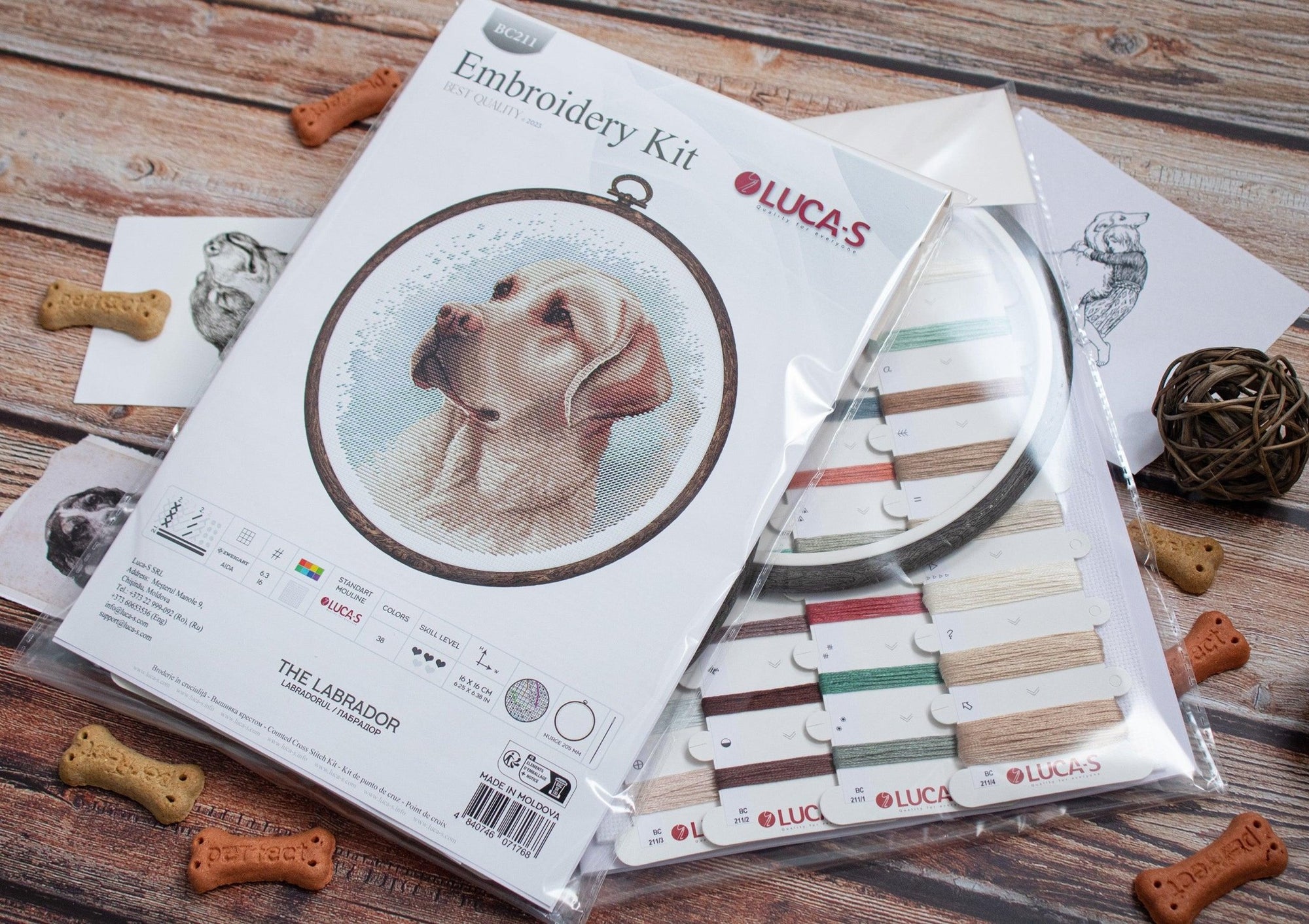 Cross Stitch Kit with Hoop Included Luca - S - BC211, The Labrador - Luca - S Yarns