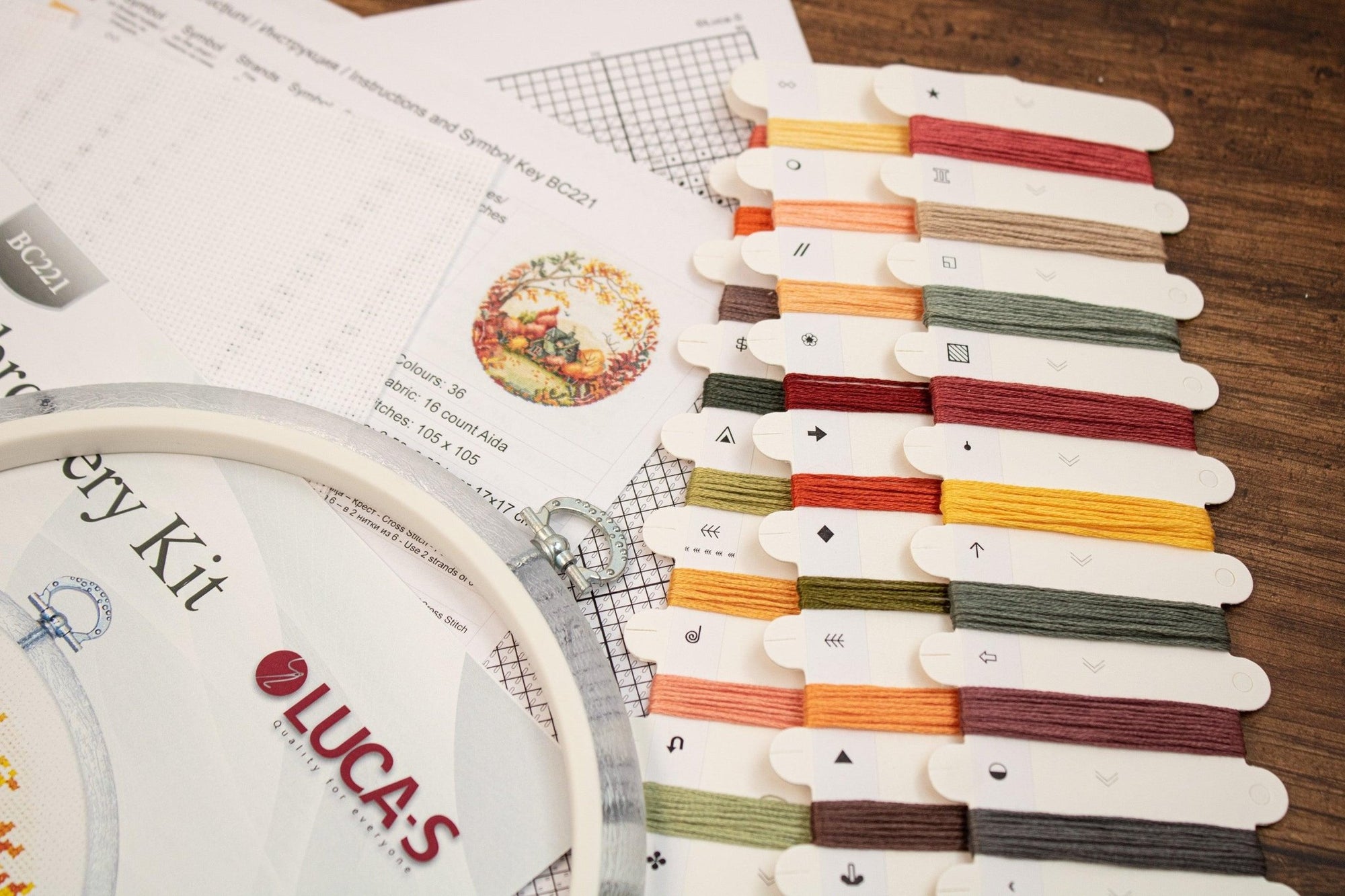 Cross Stitch Kit with Hoop Included Luca - S - The Autumn, BC221 - Luca - S Yarns