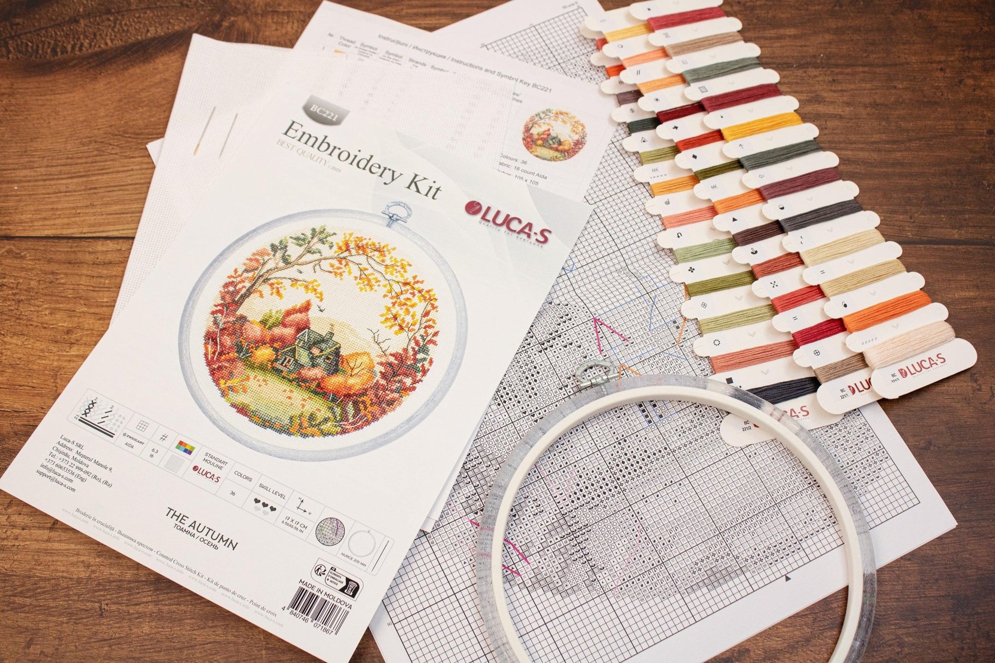 Cross Stitch Kit with Hoop Included Luca - S - The Autumn, BC221 - Luca - S Yarns