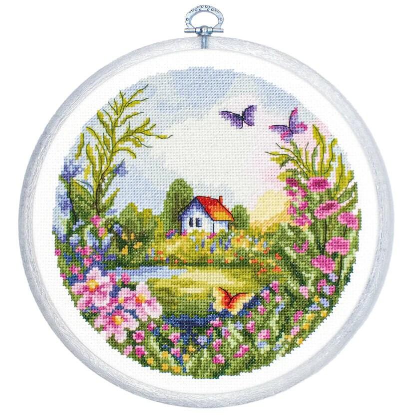 Cross Stitch Kit with Hoop Included Luca - S - The Summer, BC220 - Luca - S Yarns