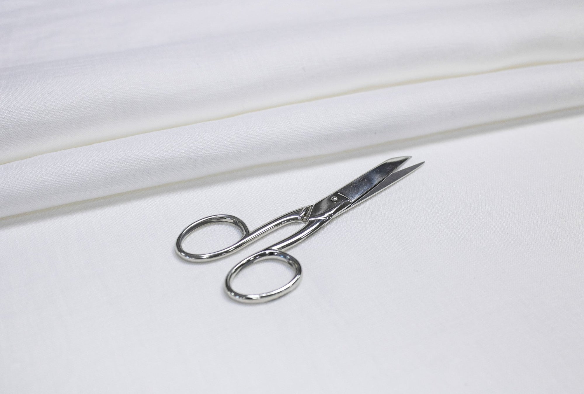 Luca - S Natural Pure 100% Linen Wrinkled Fabric Natural White Color - Luca - S Yarns