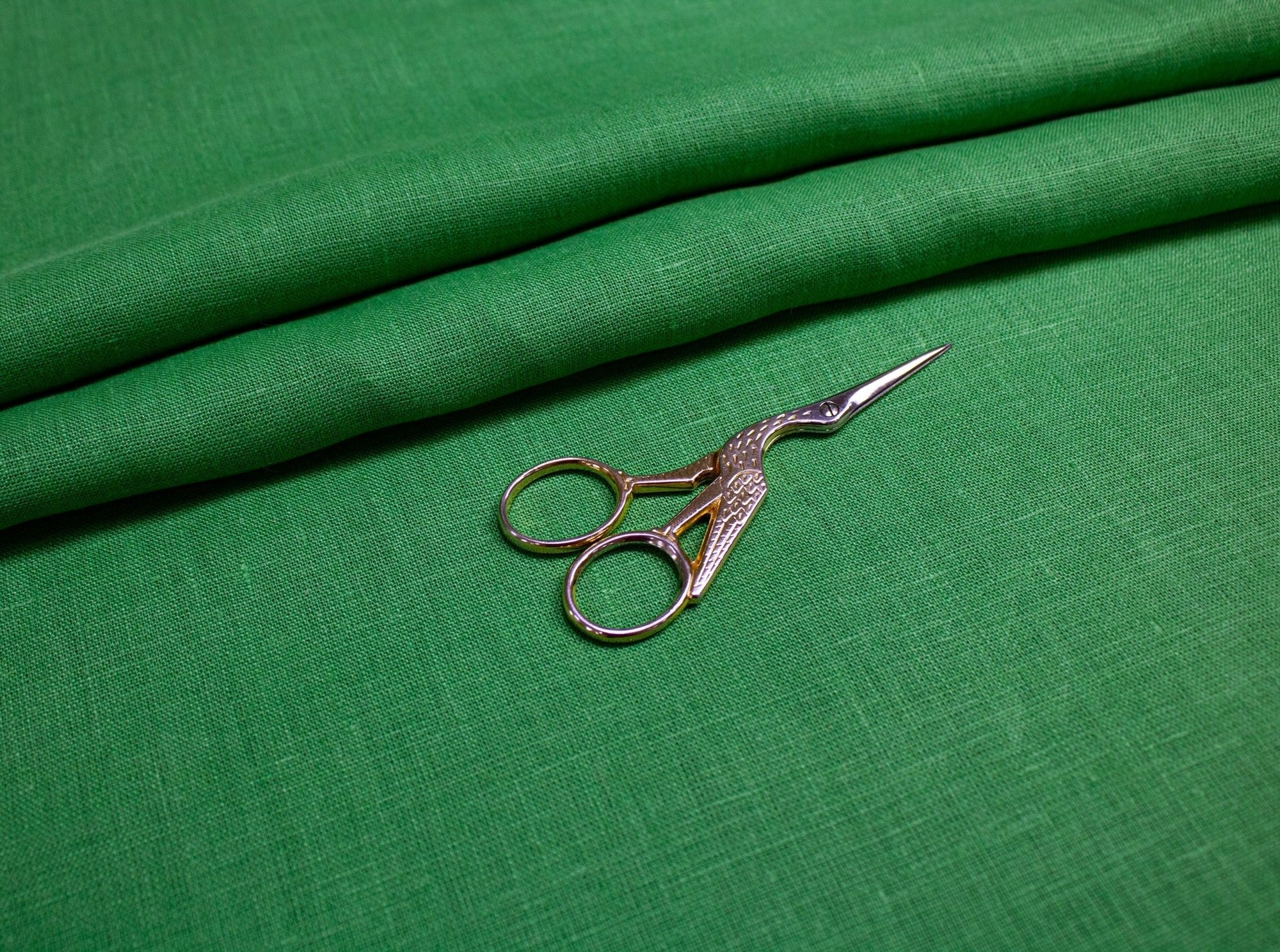 Luca - S Pure Natural 100% Linen Soft Fabric Grass Green Color - Luca - S Yarns