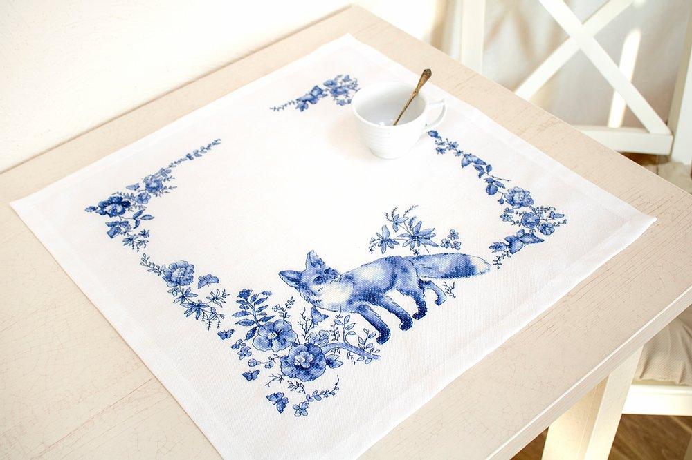 Table Topper - Cross Stitch Kit Table Cloth, FM023 - Luca - S Yarns